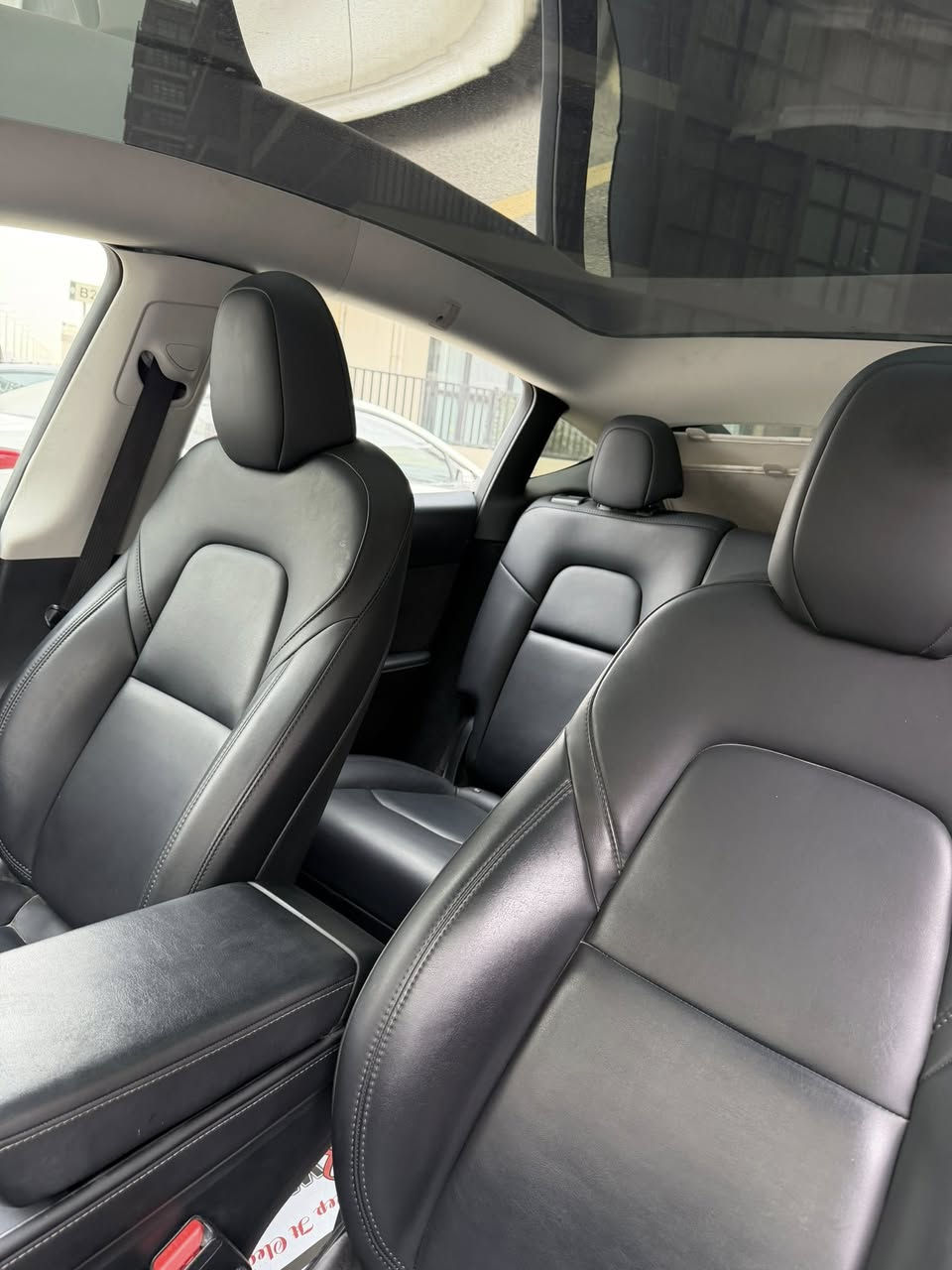 السلام عليكم تسلا واي دبل ماطور لونك رنج موديل 23 بدون صبغ بدون ايرباك صور الحادث بل منشور السعر 23500$ للاستفسار ***********
***********
