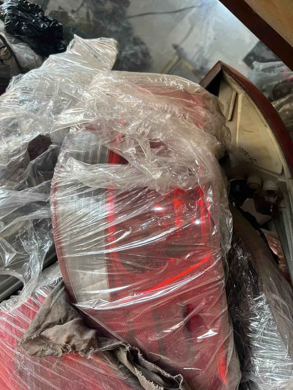السلام عليكم متوفر ادوات سيراتو من موديل 9لحد 13 متوفره ايضاً خدمة توصيل لجميع المحافظات للمعلومات اتصل على الرقم ***********  اتصال او واتس اب
