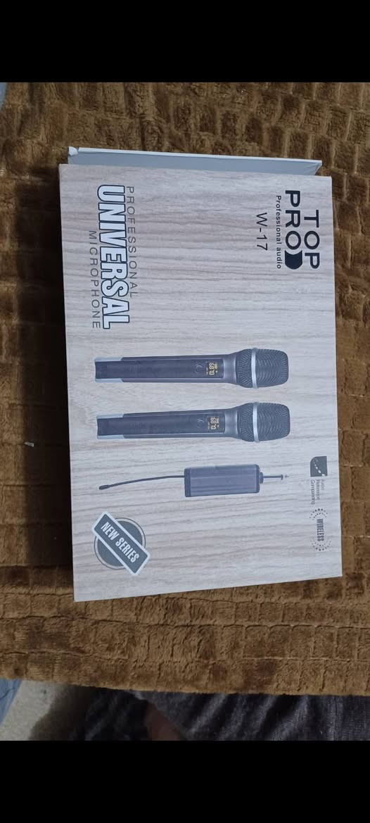 سلام عليكم مايك لاسلكي لبيع سعر ١٢٥   ***********
