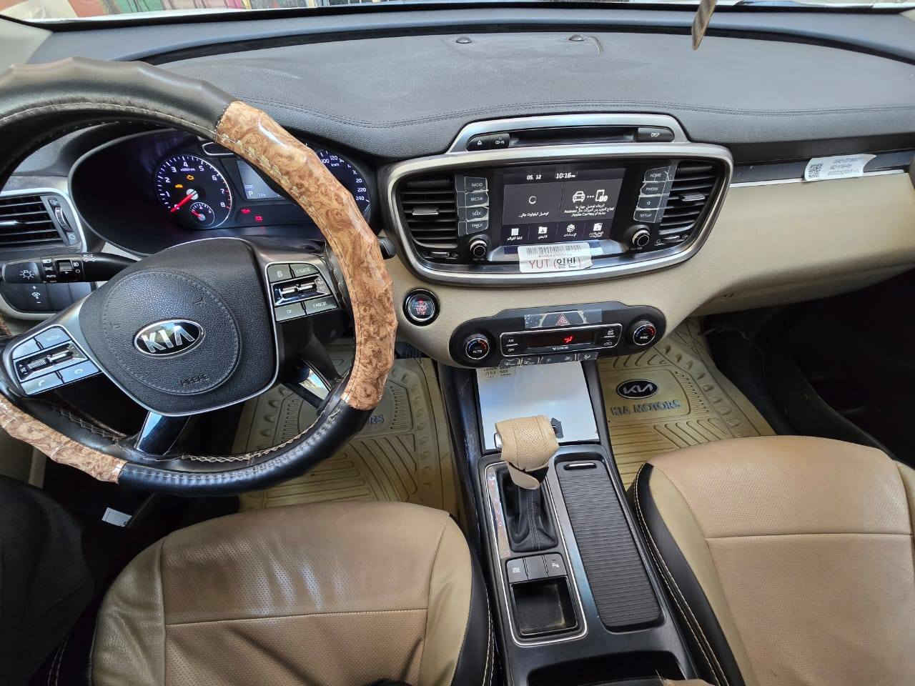 السلام عليكم
لبيع سورتنو 2020
فول موصفات  
السياره مكفوله كفاله عامه 
من الضربه والصبغ والشخط 
محرك وكير وحداديه كفاله
محرك 6 سلندر 
تبريد ثلج تخم تاير 
 السياره نضيفه كلش 
رقم انكليزي جديد 
سنويه لل 2030
ماشيه 80 الف عدل
السعر 268 وبيها مجال
مكاني بابل الحمزه الغربي  
استفسار ***********
