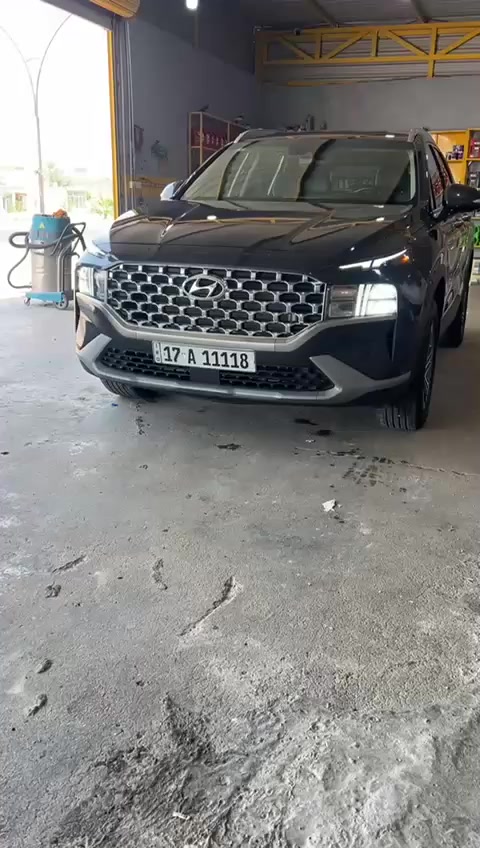 السلام عليكم سنتافيا 2023 وارد امريكي
ماشيه 25 الف 

ضرر بسيط للتواصل 

***********

مكان السياره (سماوه)
