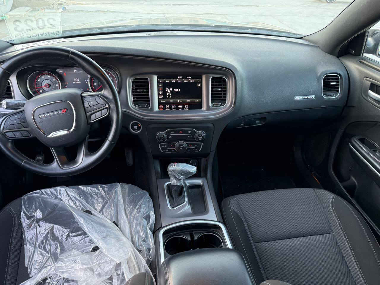 جارجر 2023 اصل اصل
رقم بغداد 
مواصفات sxt
ماشيه 32 
صور حادثه ورقم الشاصي بالمنشور  
تبديل جاملغات خلفيه وجنطه 
السعر 190$ 
مكانه واسط مركز مدينه 
اتصال 
***********
