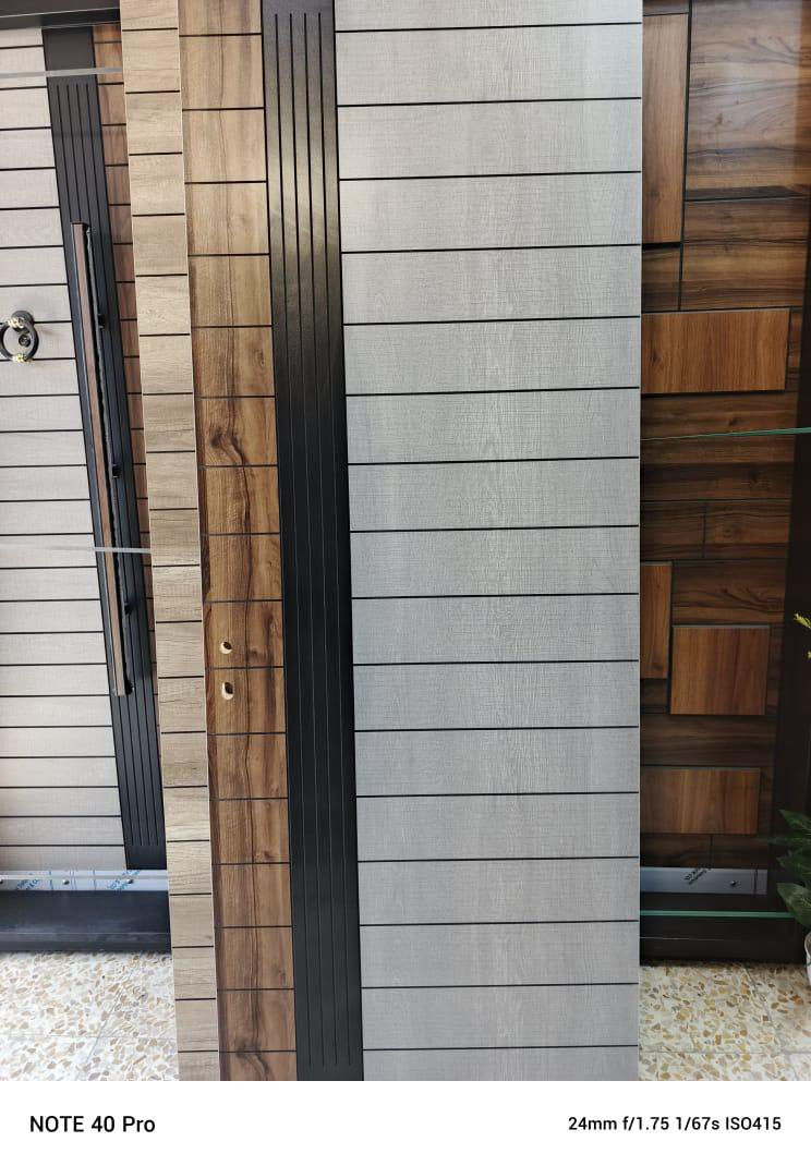 ✨ ابواب خشب داخلية - لمسة من الأناقة والجودة! ✨

📌 الداخلي التركي:

 🇹🇷 صنع في تركيا
🪵 الحشوة الداخلية: مساطر خشب بطبقة MDF
🔒 الطبقة الخارجية: مغلفة بمادة المينتوكس
🛡 مقاومة للخدوش

📌 الداخلي الصين 
                                    صنع في الصين 🇨🇳
🪵 الحشوة الداخلية: خدقواطع خشب معالجةMDF
💧 مقاومة للماء
🌫 مقاومة للرطوبة
🔊عازل للضوضاء
🔒 الطبقة الخارجية: مغلفة بمادة PVC

📐 قياسات الأبواب الاخلي:  
     بدون ملحق بالتركي والصيني 100/240✔️
✔️ 270x100  مع ملحق تركي والصيني

📍 بغداد - المدائن - قرب المشروع 
📞***********
📞 ***********
