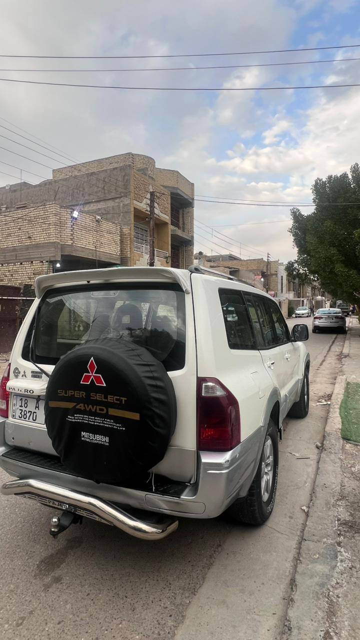 السلام عليكم باجيرو ال2006 السياره مكفوله من الكلبه من الجفيه فور ويل شغال مكينه وكير مكفولات تخم تاير حداديه غرفتها جديده لأبيه كسر وشديتلها شاشه وشاشات بل تجوه بس مامربوطات درع خلفي هوك سحب جام كهرب 
مري شفط  سكنات بلوجكترات امامي تبريد شغال 3 قطع رقمها بابل دولي هزه وسنويه جديده بسمي تحويل شوكت مايعجبك مكينه V6 سايد بريك شغال كيجات كله جديد جامه اماميه هسه شديتها طوافه بانزين جديده سبعه راكب السياره حلوه وكاعده ومرتبه ومال جناي  مكاني بغداد الكفائات قرب المدارس الجدد 📍
اريدها اب 78 وبيه مجال حك الجيه 
وبل عافيه على الياخذها 
للاستفسار الاتصال 
***********
