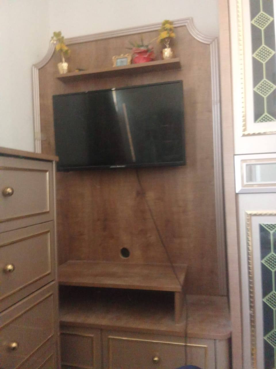 غرفة ملكي ١١ قطعه شرط النضافه للاستفسار ***********
