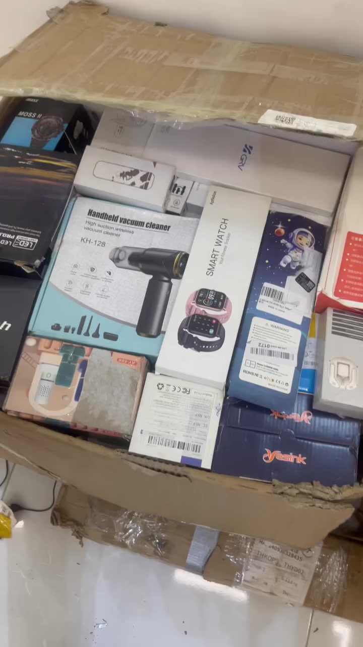 شلعه ٩ كارتون اجهزه منوعه برطاني و امزون  الي يريدها خاص يراسلني خير من الله أغراض بيها


**إذا كنت صاحب هذا الإعلان وتريد حذفه لأي سبب، رجاءا أرسل رسالة إلى الدعم الفني**