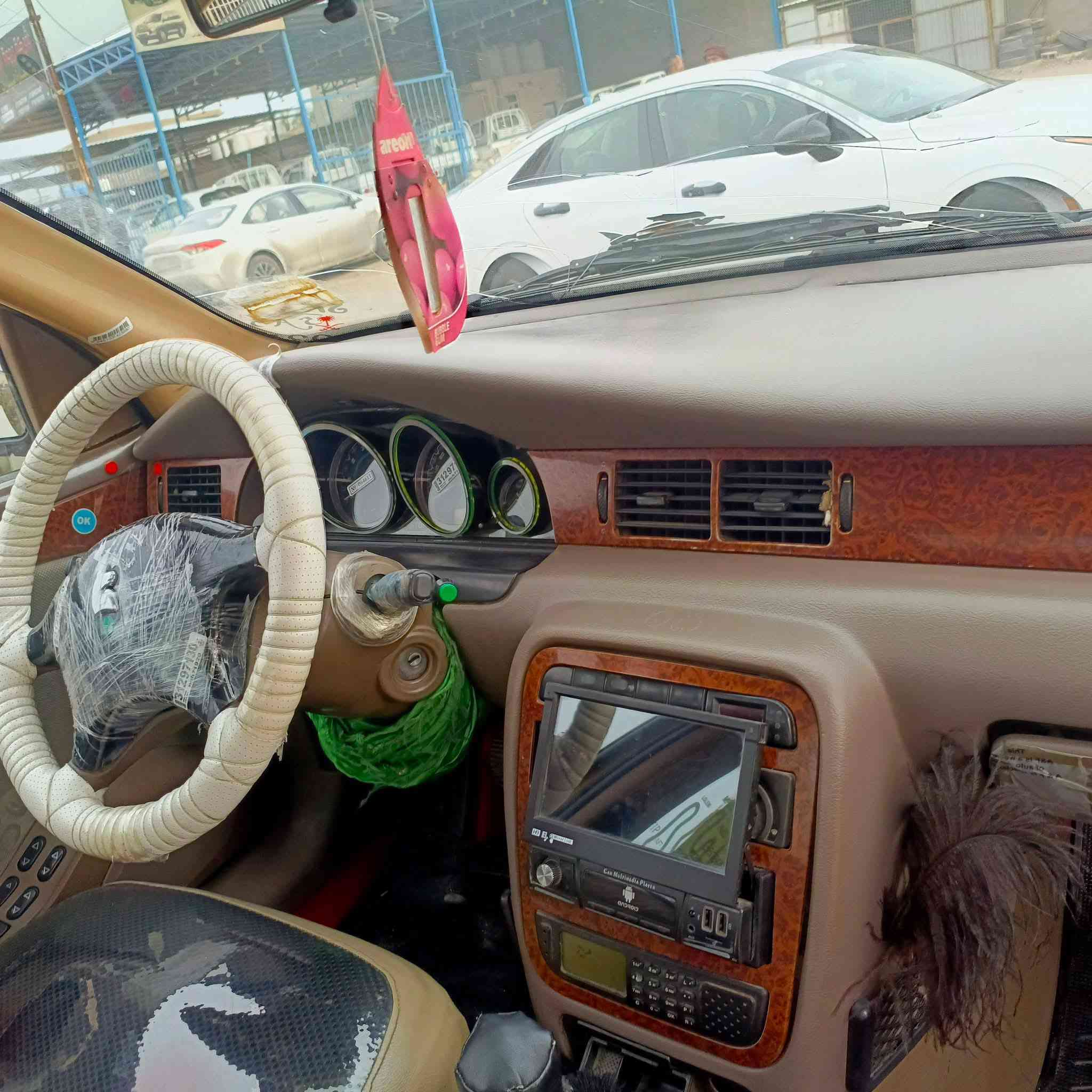 السلام عليكم سمند موديل 2012جاهزة من كلشي كيرمكينةتبريدتدفئة كهربائية تخم تايرصدرامامي وخلفي جددالسعر38بيع اومراوس ابخصوصي مامتواجدعل فيس اتصل***********
