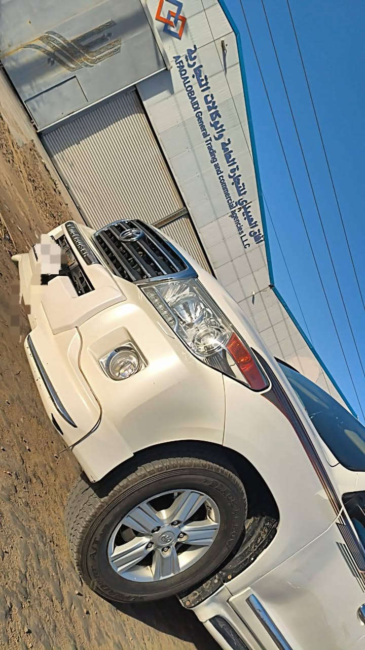 السلام عليكم لاندكروز موديل 2014  رقم بغداد المكان ذي قار مركز  محرك سته جاهز  اتصال على الرقم *********** السعر 325
