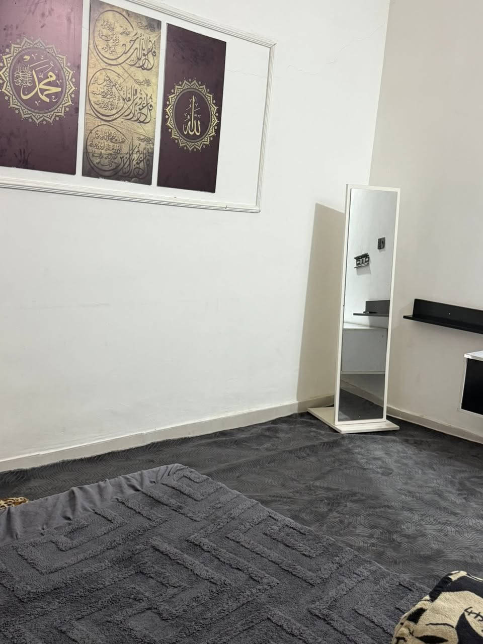 سلام عليكم
دار للبيع بشعله الدوانم ع شارع ٥ كيلو البيت ع الشارع العام مقابيل شارع محمد الصافي وره السكه بيت جديد صارله سنه من باني ع أيدي شغل درجه أولى كدامه تشجير وخدمي. ومنتزه ونوب سايدين من السلاميات للكاضميه يعتبر سريع عوزه واجهيه وغرفه وره تريدها هيج تريد أكملهن الك واكو مقطع بي باقي التفاصيل اي ستفسار اني خادم الخاص مفتوح


**إذا كنت صاحب هذا الإعلان وتريد حذفه لأي سبب، رجاءا أرسل رسالة إلى الدعم الفني**