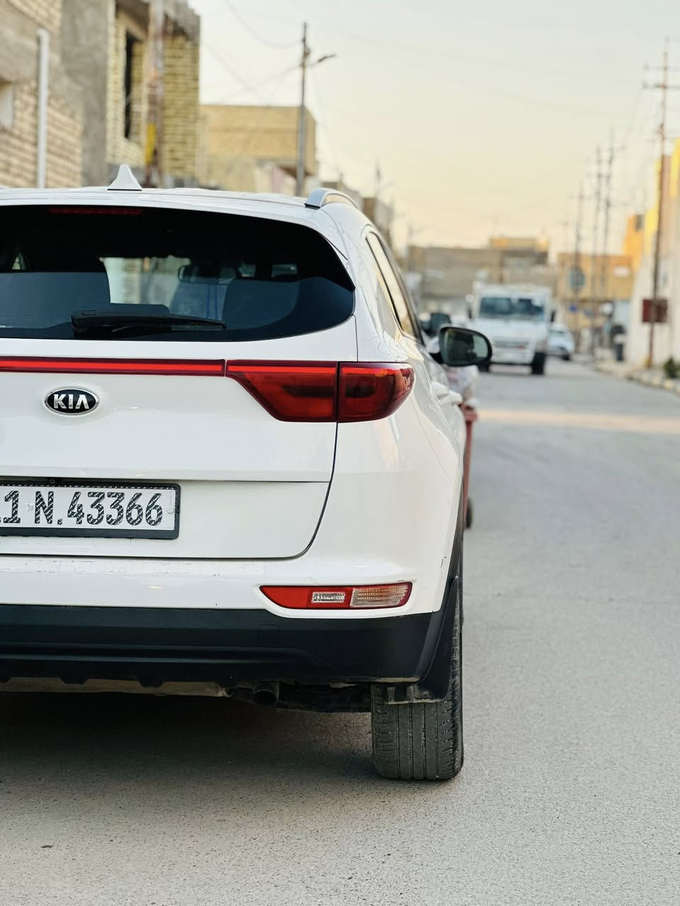 كيا سبورتج 2017مكفوله السياره جاهزه كلين بدون حادث بدون قطره صبغ مكينه كير تبريد تخم تاير خير من الله مكاني بلكوت السعر 175وبيها مجال للشراي هاذا رقمي ***********
