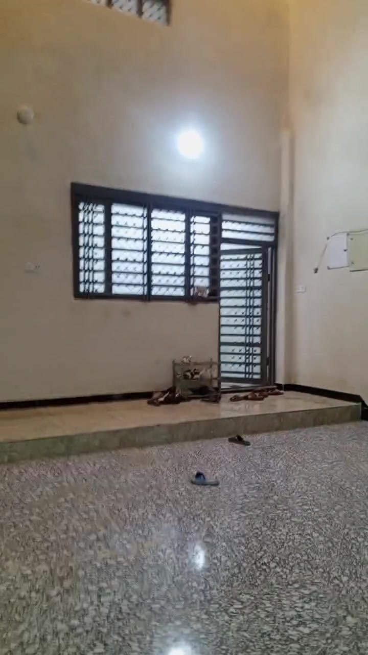 بيت للبيع بحي جوادين خلف علوه رامل على طريق معهد س ***********
