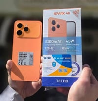 تكنو سبارك 40 • 256 • 50 ميجابكسل