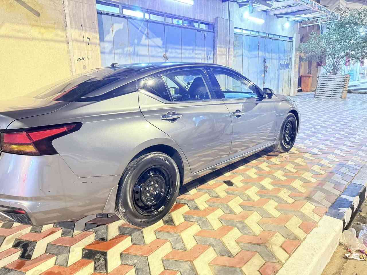 Nissan Altima SL AWD 2023
المواصفات : 

- شاشة كبيرة

- كاميرات 360 

-قيادة شبه ذاتية 

- كشنات جلد كهرباء تدفئة 

- ستيرن تدفئة

الحادث : بنيد وجاملغ  ايرباك ستيرن فقط وراجع سستم 

عداد المسافة : 26500 km 

السيارة بيهة ملاحظات بسيطة جداً

للأستفسار اكثر الاتصال على الرقم : ***********
