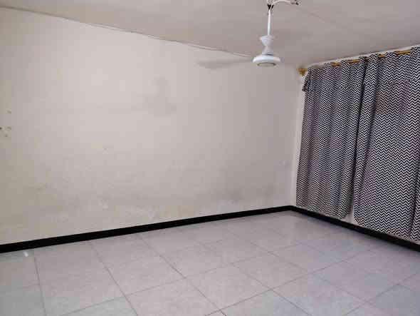 🏡 للبيع… 

بيت مساحة 450 متر
بناء طابقين ويتكون من:

• 4 غرف نوم
• استقبال
• مطبخ
• هول
• حمامات (2)
• الطابق الثاني سقف سندويج بنل
• درج خارجي

📜 العقد: زراعي 117 ومشمول بالتمليك الجديد
🔌 الخدمات كاملة (مي – كهرباء – تبليط)

💲 السعر: 130 مليون فقط – قابل للتفاوض
📞 للاتصال: ***********

📍 العنوان:
بغداد – الدورة – البوعيثة
شارع مطعم بيت أبو العز – مقابل حلويات الحمداني
