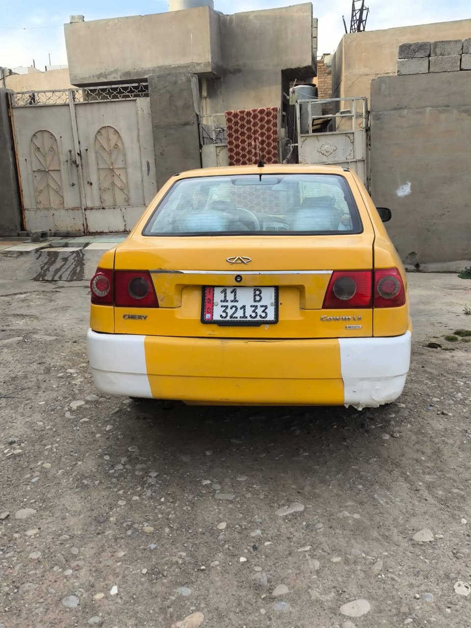 سلام وعليكم للبيع رقم بغداد صيارة نضيفه منكل جوانب تدفئ تبريد محرك تايرات كشنات باقي تفاصيل أنته والبايع تبق بيناتكم؟؟؟اني فقط ناشر تجي تفحصه بيدك وتتئكد منكلشي وتاهذها وبئلف عافيه عليك؟مستعجلين على بيعته وهذا رقمي واتس آب موجود *********** خابر واني اطيك رقم صاحب صيارة
