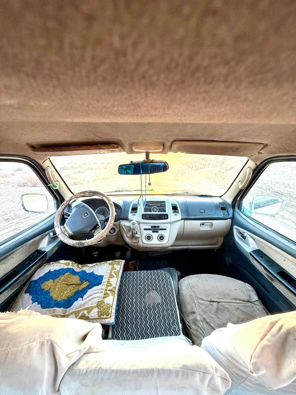 السلام عليكم كيه بيجو  للبيع  نضيف سياره جاهزه كهربائيات وحداديه وتخم تاير   مكينه كير جاهزه. دواخل جديده. 
الاستفسار الاتصال ***********
