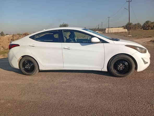 النترا موديل 2016امريكي جاهزه بيها تقشير موضح بل صور والسونار مرفق وي الصور مكاني بغداد ابو دشير ***********
السعر105وبيها مجال Colombo
