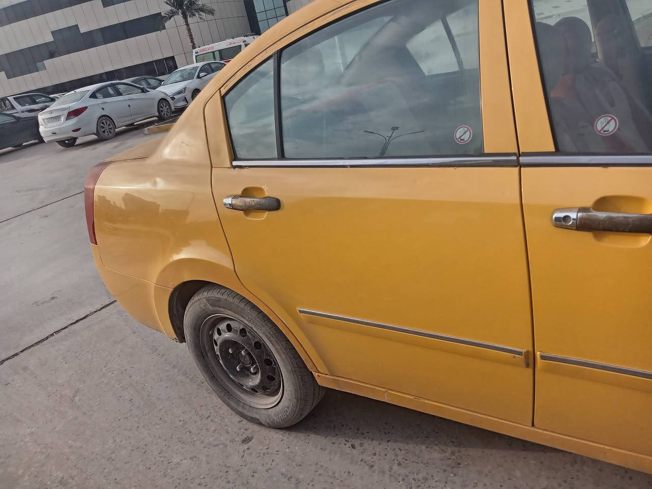 شيري اي فايف ٢٠١١ جاهزة مكينة تبريد السعر ٣٣وبيهة مجال بسيط استفسار على الرقم ***********
