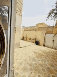 السلام عليكم بيت زراعي للبيع المساحه
٢٢٥ متر البناء غرفتين وصاله ومطبخ صحيات داخلية وخارجية سطح شتايكر
كافه الخدمات ماء مجاري مدارس وتبليط خلف المستشفى التركي قرب مدرسة غريب طوس الأهلية السعر
(٩٥) قابل للتفاوض
للتواصل ***********
