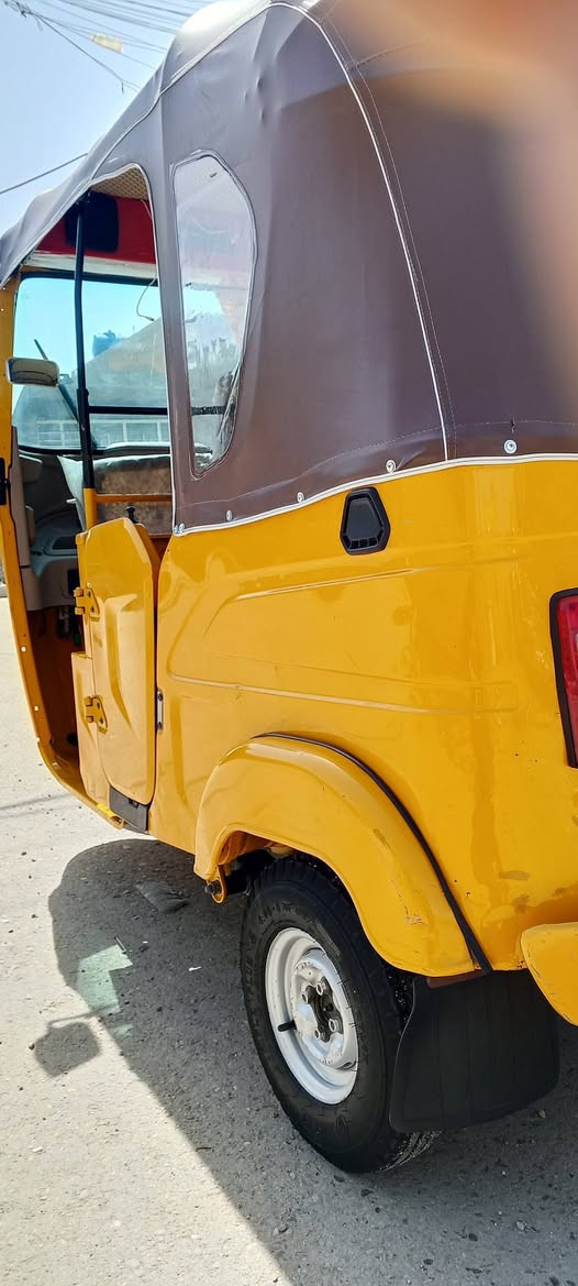 السلام عليكم
تكتك 22 شهر 10

تكتك مكفوله كفاله عامة 
كلهه بلاديه حته الدوس عده 
بارد جوه البكلاية قليل
مكينة مكفوله كفاله عامة 
 السعر  عشره و ربع 10/250
وبيهه مجال قليل 
بسمي عنواني بغداد 
للستفسار 
***********
