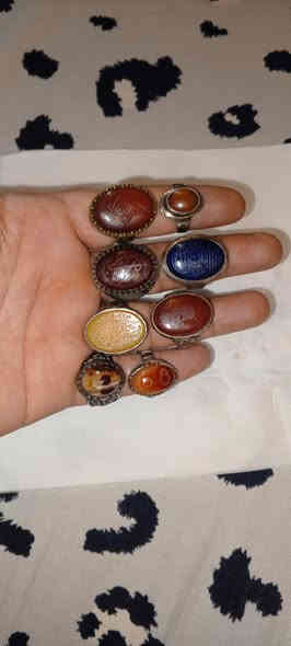 البيع شلع وفرد سعر مناسب خواتم قديم شغالات فول  مخطوطه روحانيه قويه الحجر مالهن وبيهن صياغه ثقيله سلجوقي ويدويه  كلمن وسعره  سوار فضه شاكرات  وكلايد  قديمه روحانيه وصره غزال فواح عطر مسك دام كلمن وسعره فقط اتصل على الرقم *********** رايدهن فقط علا الاتصال مامتواجد علا فيسبوك جادين فقط  وشراي احتى الاتعبني ولاتعبك ماعندي توصيل من رخصه الادمن المحترم وافق ربي يوفقك بغداد المكان
