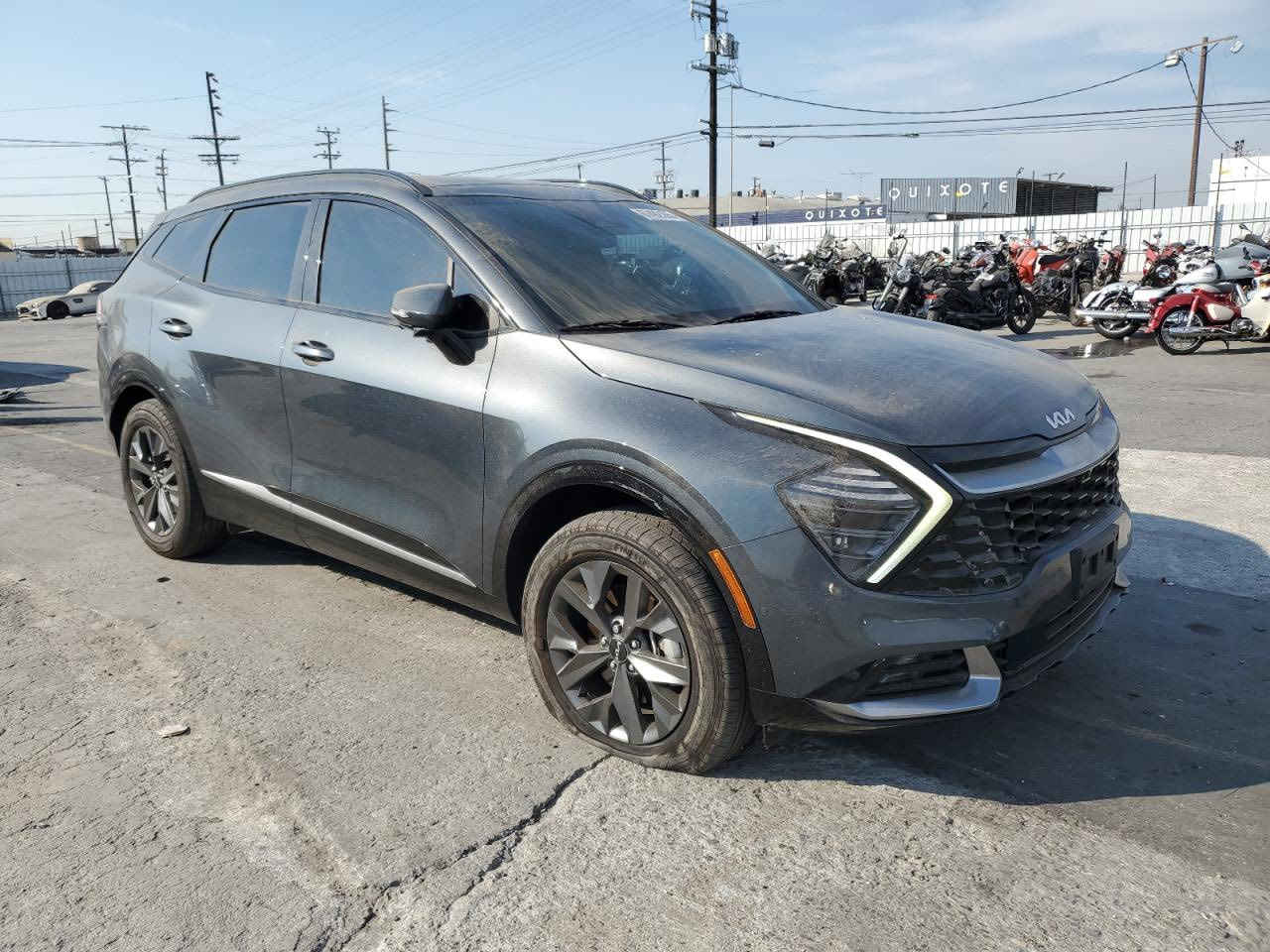 السلام عليكم للبيع
كيا سبورتج ٢٠٢٤ هايبرد وصل عمان العقبة

موصفات 

فول فول للاخير برستج اكس اس 

خمس كامرات محيطية

رادات امامي خلفي

لدات امامي خلفي

كشنات جلد احمر تدفئه تبريد

سترين تدفئة تبريد

بنوراما

شاشه طويلة 

كير ماوس

كامرات داخلية 

ماشيه ٢٤ مايل

لون كري

حادثة بسيط ضربه خلفية بالجنطة فقط بدون دواخل ولا شاصي ويدون ايرباك مدة وصول بغداد عشر ايام للتوصل على الرقم ***********
للملاحظة شباب الي عندة كتاب شهداء لو مال ضباط كلش تفيدة السيارة وبلخير علية
