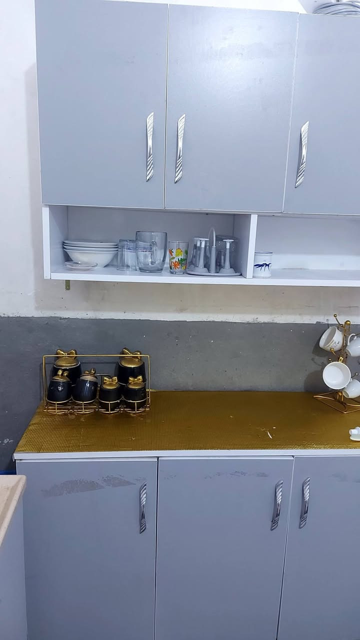 سلام عليكم كاونتر للبيع كامل مع الملحق والسنكي مالته جديد بعده
مستعمل قليل للتواصل والاستفسار ابو احمد ***********
