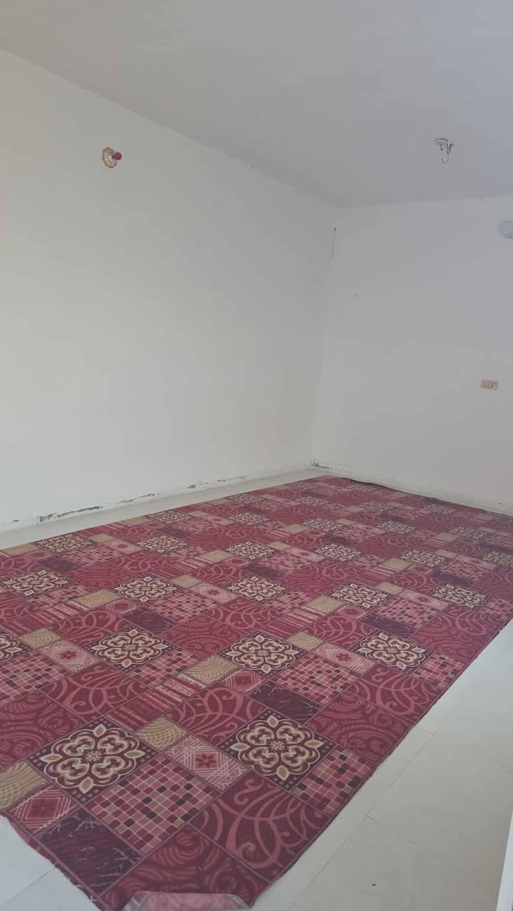 يا الله سلام عليكم
بيت للبيع منطقت لخميسات قرب علامات لبلديه شارع تبليط لمساحه 220 متر يتكون من 3غرف 6ب4 +دوانيه8ب4 +صاله9ب5 صحيات خارجيه حمام داخلي مناور2 حديث لبنا محوله وماء باب لبيت
استفسار اتصل***********
