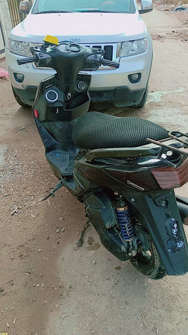 سلام عليكم سكنس فحل نوزل بيها تزويد اصلي يراد الها شوي ترتيب كهربايات كلها شغاله سعر الدراجه550وبيها مجال بغدد جسر ديالى القديم ***********
