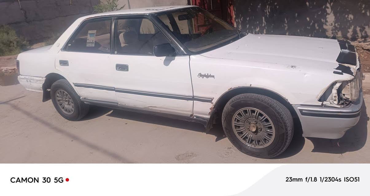 مكينه كير نضيف تايرات السياره جاهزه السعر ١٥ السياره بسمي بس السنويه ضاعت ***********
