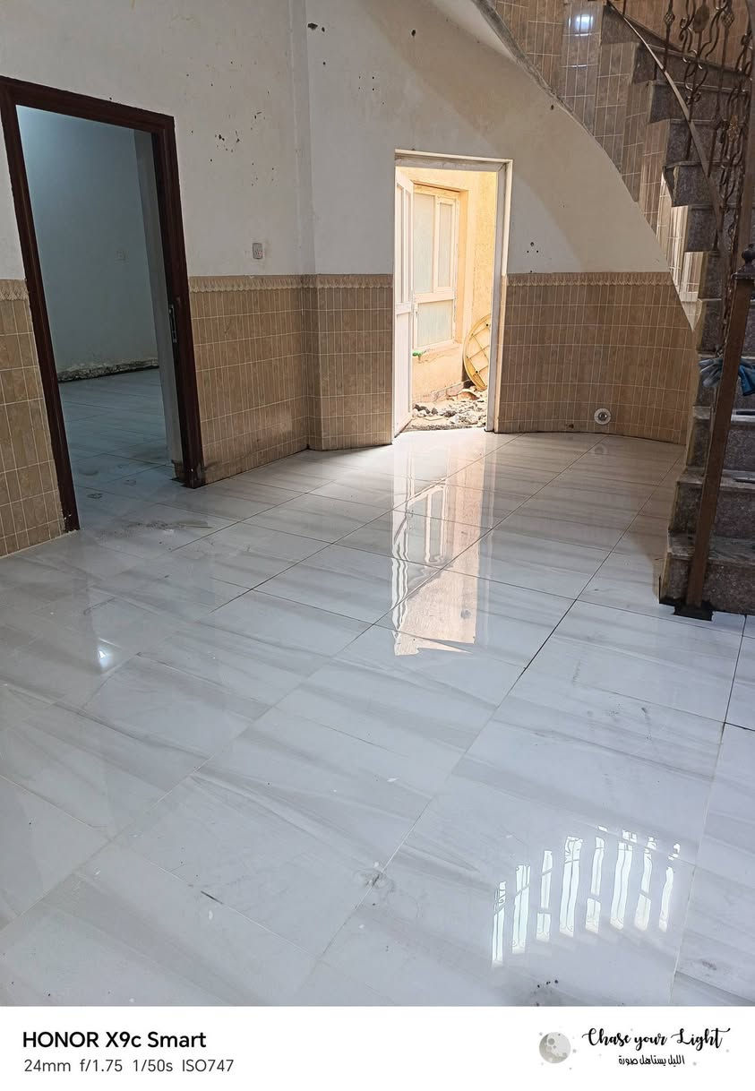 احمد الإبراهيمي لتغليف السيراميك الجداري والأراضي ***********
