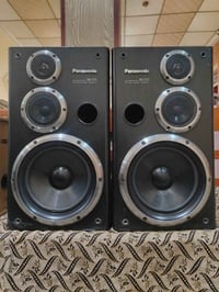 سماعات بنسونگ ياباني أصلي قياس ١٠أنج ١٥٠ واط لكل سماعة صوت جدا ضخم هزة...