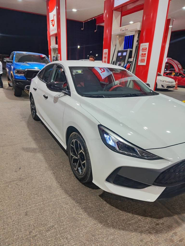 MG GT 2025 🔥
ئێمجی جی تی ٢٠٢٥
(مواسەفات : پێش و پشت لید - ویل کڕۆم -   - بەسمە -  - شاشە ئەکتیڤ 
سەیارەکە زۆر خاوێنە 
بێ سبوغ بێ تەزرە 
جوانکاریشی بۆ کراوە
نرخ 99$ 🔥 
شوێن : هەولێر 🔥
پەیوەندی***********🔥 أربيل, العراق
