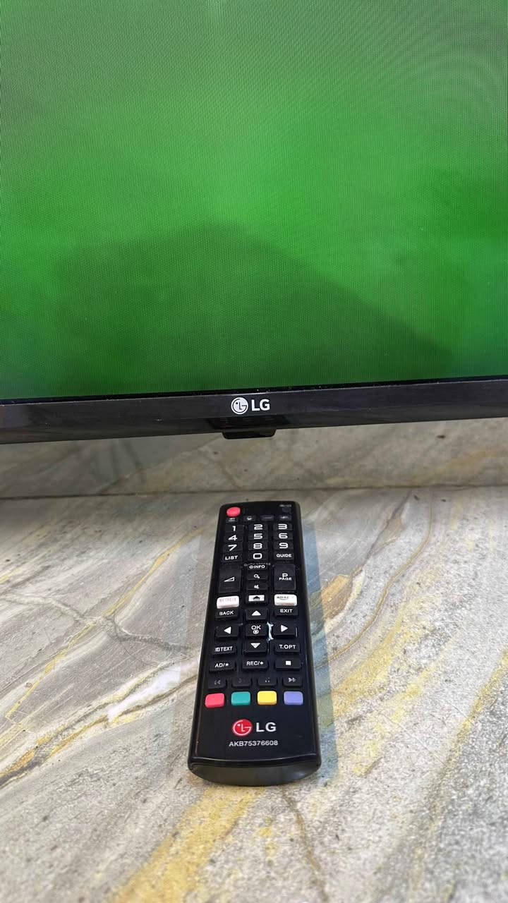 شاشة LED سمارت انترنيت ماركة الجي LG الاصلي نظيفة جدا  حجم  50 عقدة 🌹🌹

السعر، 225الف 🔥🔥🔥

موصل الجانب الايسر /حي المثنى 🌿🌿🌿

الشارع المقابل لمنتزه المثنى
✅شارع عمارة النخيل 
✅وماكس جيم 
✅وازياء النمور 

داخل الفرع بالنزول قرب كراج  غسل السيارات   

(منزلي) لبيع الاثاث المستعمل 
متواجدون من الساعة ال3 الساعة 10 مساءاً 

الاتصال  من بعد  الساعة 2ظهرا  الى 12مساءا 

*********** موصل, نينوى
