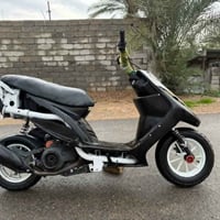 ماكس عدلة • ٤٩ • رياضي