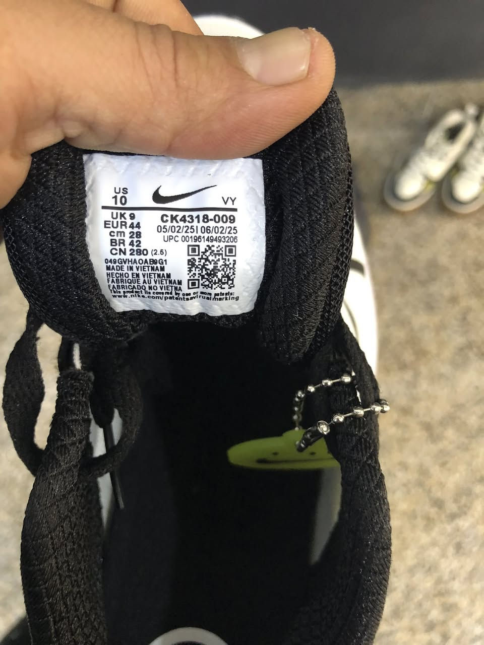 نايك زوم فيتانمي ماستر باركود شغال
قياس 44
سعر 25
توصيل جميع محافظات 5


**إذا كنت صاحب هذا الإعلان وتريد حذفه لأي سبب، رجاءا أرسل رسالة إلى الدعم الفني**