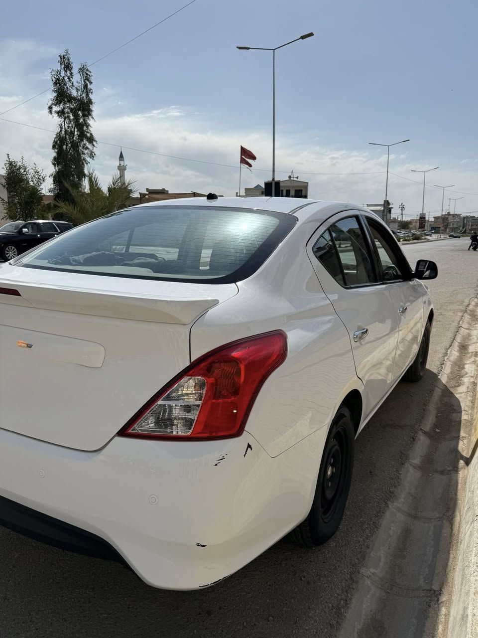 نيسان صني 2020
جيل الاول ابو بليته زركه و كاميره و حساسات و بلوجكتر بلاديه 
ماشيه 134 الف كم
سنويه منتهيه
بدون صبغ فقط تعديل بارد بجاملغ مثل ما موضح بالصوره و بعض رصعات بأماكن مختلفه 
الكب و الكاعيات من 2020 ما مستعملات بعدها بتغليف الوكاله 
السعر 105و بي مجال للشراي
مكان السياره كركوك


**إذا كنت صاحب هذا الإعلان وتريد حذفه لأي سبب، رجاءا أرسل رسالة إلى الدعم الفني**