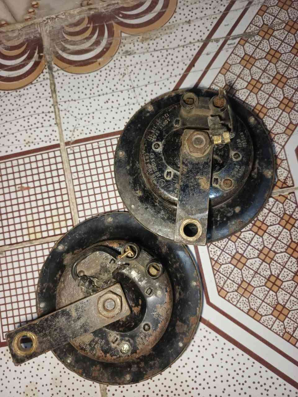 سلام عليكم هورنات بوش للبيع يابانيات 8 براغي هورنات دكه فول مكاني كربلاء الحسينيه السعر 200اوبي مجال***********
