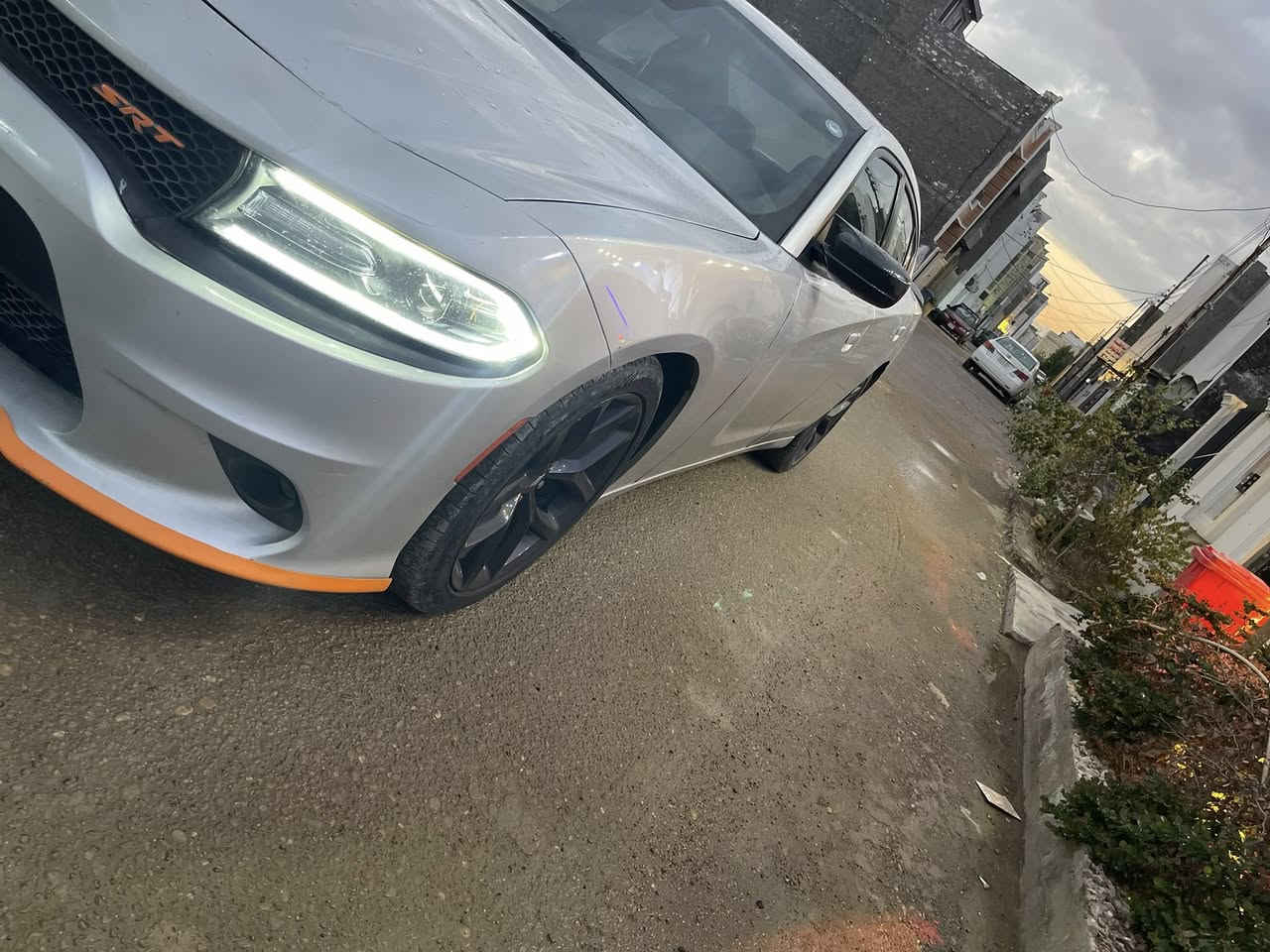 جاجر موديل 2022 تو ويل رقم اربيل تحويل وهزة كلة جديد اخوان سيارة كلللللللين فقط دعامية صبغ بدون فتح ولا تبديل ولا ايرباك سيارة بعدهة بريحة شركة صور حادث بالمنشور مكانهة بغداد كرادة السعر 247 ورقة وبيهة مجال بسيط اتصال فقط ***********
