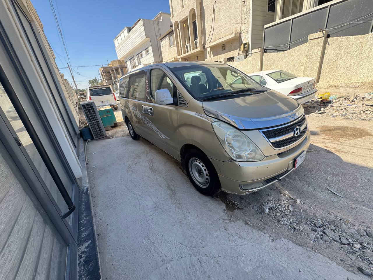 سلام عليكم
ستاركس البيع 
موديل ٢٠٠٨
سياره بسمي 
بيه صبغ بل جنطه
وبل جملغ الخلفي بي صبغ  
السعر ١١٠ 
‏‪***********‬‏
