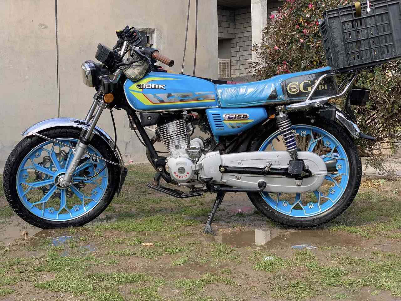 سيفان سونك محرك ٢٠٠. شرط جديد. وكدام العين.  وسعر مناسب حييل   ***********اتصال  يا تلحك لو ما تلحك سعر مناسب 💛
