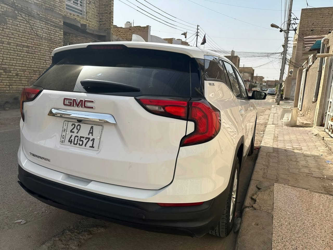 بعد التحية والسلام 
خير الكلام ماقل ودل 
تيران موديل ٢١
رقم واسط بأسمي شخصيآ وشرط التحويل بيومهه 
الضرر بدون شاصي فقط جاملغ ودعاميه وسحب حافة بما يسمى بالفخذه او تسميه أخرى إلى مستنده عليها الدعاميه 
مواصفات التيران معروفه ميحتاج تنذكر مواصفات عاديه 
السعر ١٦٠
يرجى الاتصال ع ل ارقام أدنّاه 
***********

‬***********
مودتي وتحياتي
