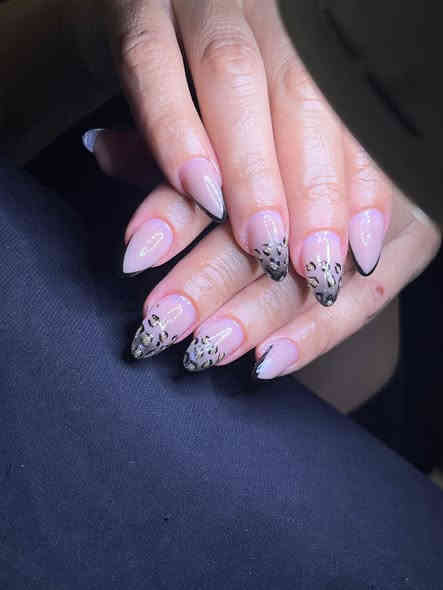 تعلن مركز الخبيرة نور هان عروضه الي تناسبج
تنظيف البشره الملكي الحفافه ب١٥ فقط
تنظيف البشره الملكي ب١٠ فقط
حفافه ب٥ فقط
تنظيف قدم وجلش ب١٥ فقط
قص شعر ب٥ فقط 
وشسوار ب٥ فقط 
مكياج مناسبات فول ب٢٥ فقط 
مكياج مناسبات ورموش عدسات ب٤٠ فقط
مكان شارع شرطه الدورة مجمع الإسراء الطبي طابق الثاني حجز عل رقم
+964 773 333 9752
وعدنا أيضا أجمل عروض اكرلك

اكرلك بناء +جلش ب١٥ فقط 
اكرلك وحده ب١٠ فقط 
اكرلك + جلش +دزاين اظفر ب٢٠ فقط
اكرلك +جلش +دزاين فول ب٢٥ فقط

حجز شارع الشرطة الدورة مجمع الإسراء الطبي
 
***********
