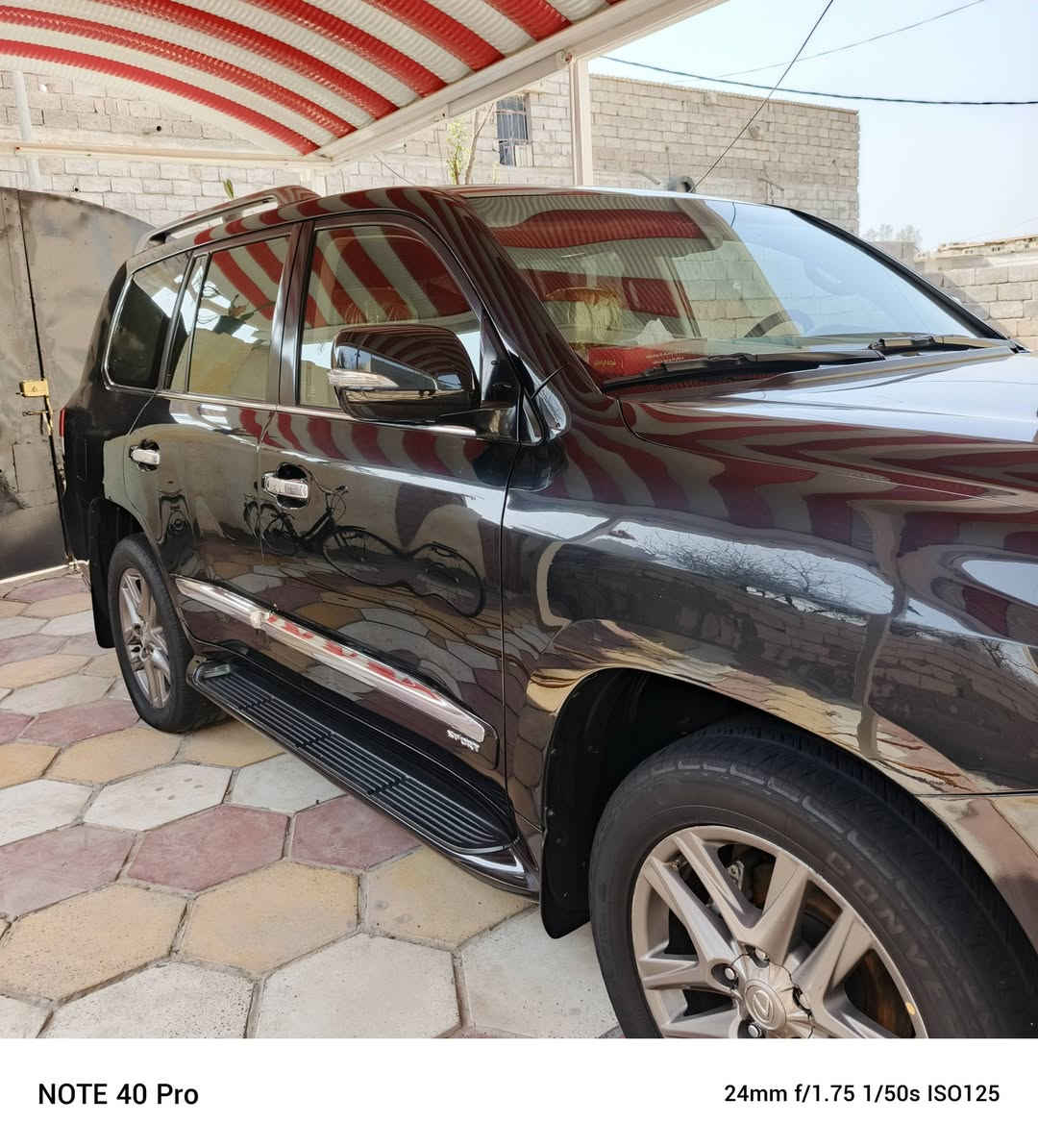 السلام عليكم الكزز للبيع مديل 13  السيارة حلوه كفاله هاذه رقمي *********** السعر أن تصل عله هاذ الرقم وتدلل
