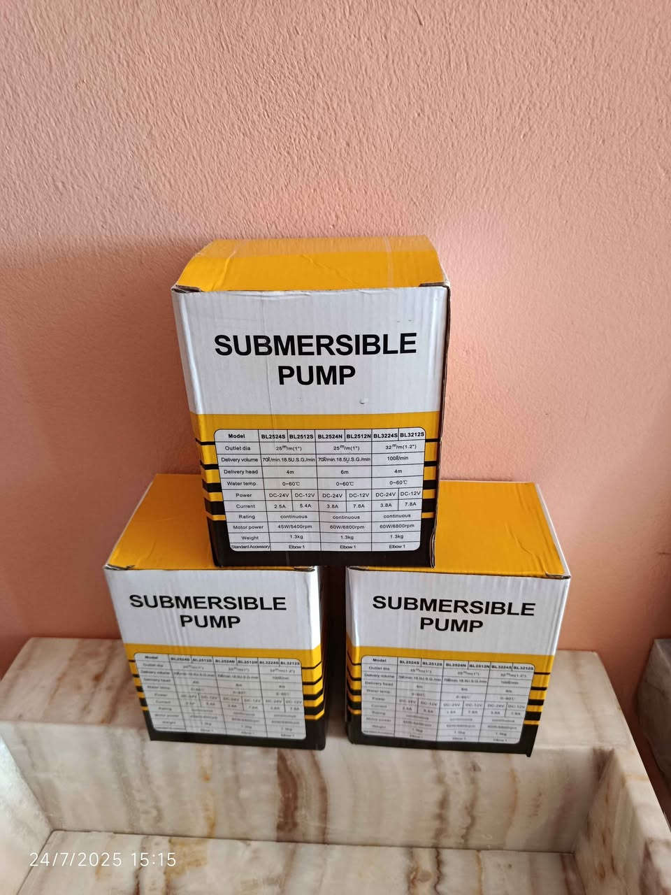 12v 50l/min
التوصيل لجميع المدن أكادير, أكادير إداوتانان


**إذا كنت صاحب هذا الإعلان وتريد حذفه لأي سبب، رجاءا أرسل رسالة إلى الدعم الفني**