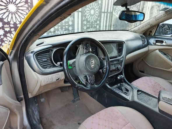 اوبتمه ٢٠١٤ رقم ذي قار انكليزي مصفره هيئه وغرامات السياره تنباع على حادثها مكينه كير جداد سعرها 57 وبيها مجال بسيط اشراي يتصل مكان السياره بغداد الجديده 
***********
***********
