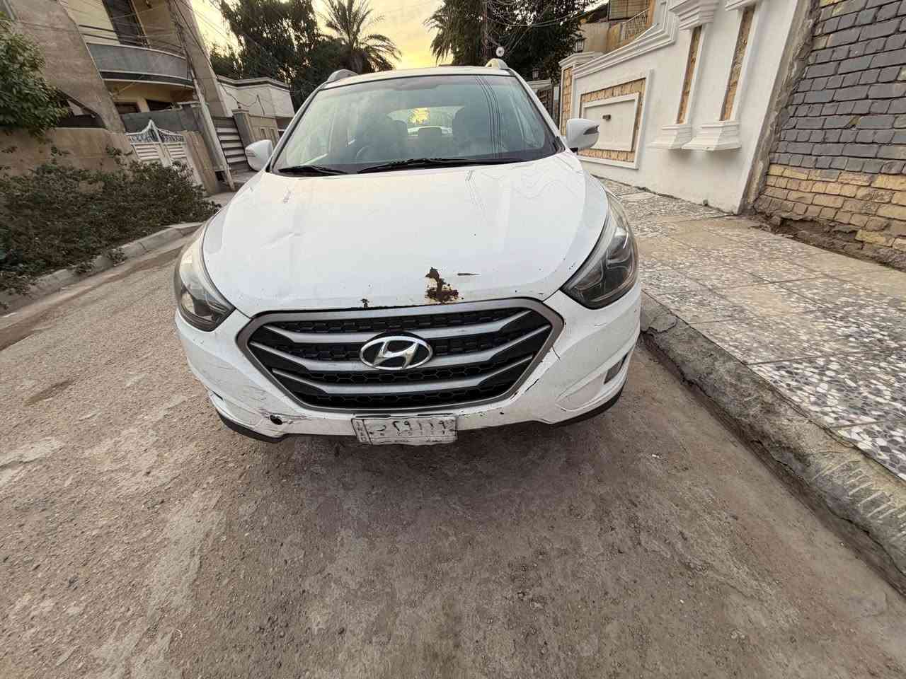 توسان 2014 خليجيه رقم بغداد باسمي 
محدك ٢٠٠٠ دوش 
بدون صبغ وتبديل بيه ملاحضات 
مكانه بغداد 
سعر 129 قفل 
*********** Colombo, Sri Lanka
