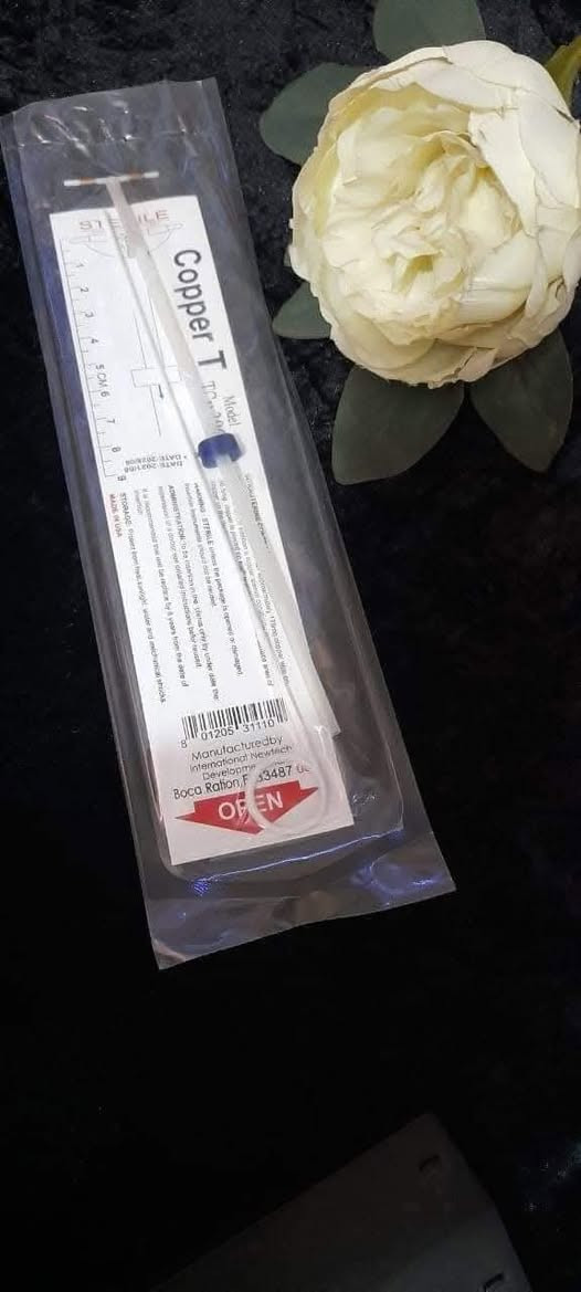 يلعن مكتب  سما الطب عن توفر لوالب النحاسية والهرمونية

لولب مارينا (Mirena):
هو لولب هرموني يُوضع داخل الرحم.
 • يحتوي على هرمون ليفونورجيستريل
 • فعّال لمدة تصل إلى 5 سنوات
 
لولب إمبلانون (Implanon NXT):
هو غرسة صغيرة تُوضع تحت الجلد في الذراع.
 • تحتوي على هرمون إيتونوجيستريل
 • فعّالة لمدة تصل إلى 3 سنوات
 • تُركّب بإجراء بسيط وسريع من قبل الطبيب

اللولب النحاسي هو جهاز صغير على شكل حرف “T” يُوضع داخل الرحم، مصنوع من البلاستيك والنحاس.

مميزاته:
 • خالي من الهرمونات: مناسب للنساء اللواتي يفضلن وسائل طبيعية
 • فعّال لمدة طويلة: يصل إلى 10 سنوات
 • يبدأ مفعوله فور التركيب

للطلب زورونا في (مكتب سما الطب)باب المعظم مقابل دائرة صحة الرصافة او الاتصال عبر الارقام 
***********/***********
