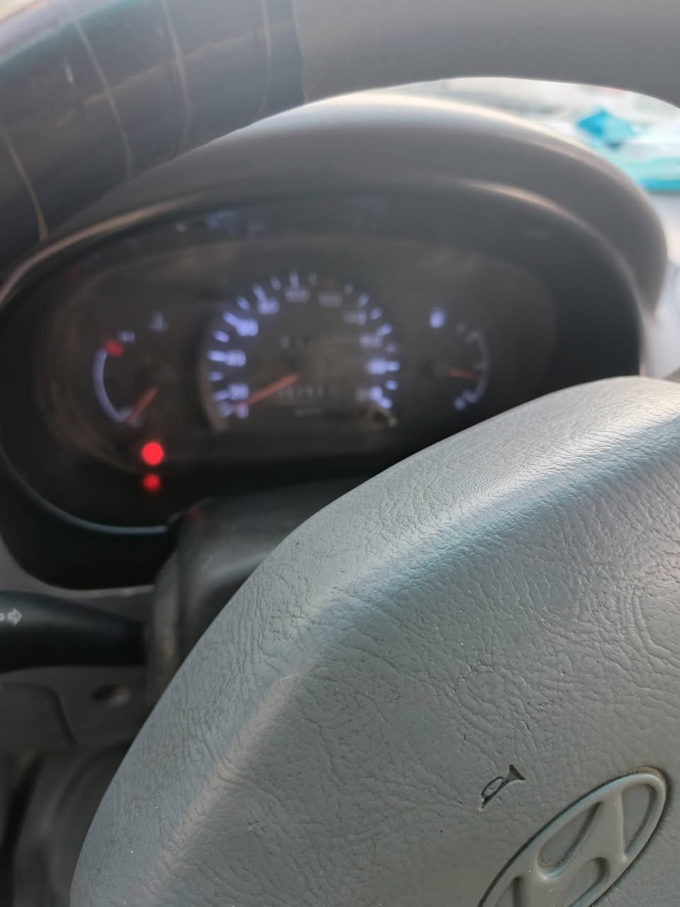 سلام عليكم اكسنت ٢٠٠٢ موضح كلشي بلصور كير ومحرك ***********بيه واتساب أي شي تحب استفسر سعرها ٤٦وبيها مجال مكاني بغداد سياره بسمي والهزه للثالث
