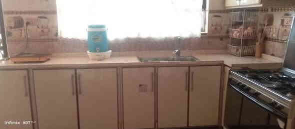 بيت زراعي في حي الزهراء الثاني وجه على الشط قريب على مدرسة الطائف ركن مساحته 280م كونكريت مشيد من الطابق طابق واحد بناء جديد تشطيبات درجه اولى يتكون من غرفتين وصاله ومطبخ وصحيات داخليه وخارجيه السعر 75 مليون البيع نقد فقط رجاءً للاستفار اتصال ***********
